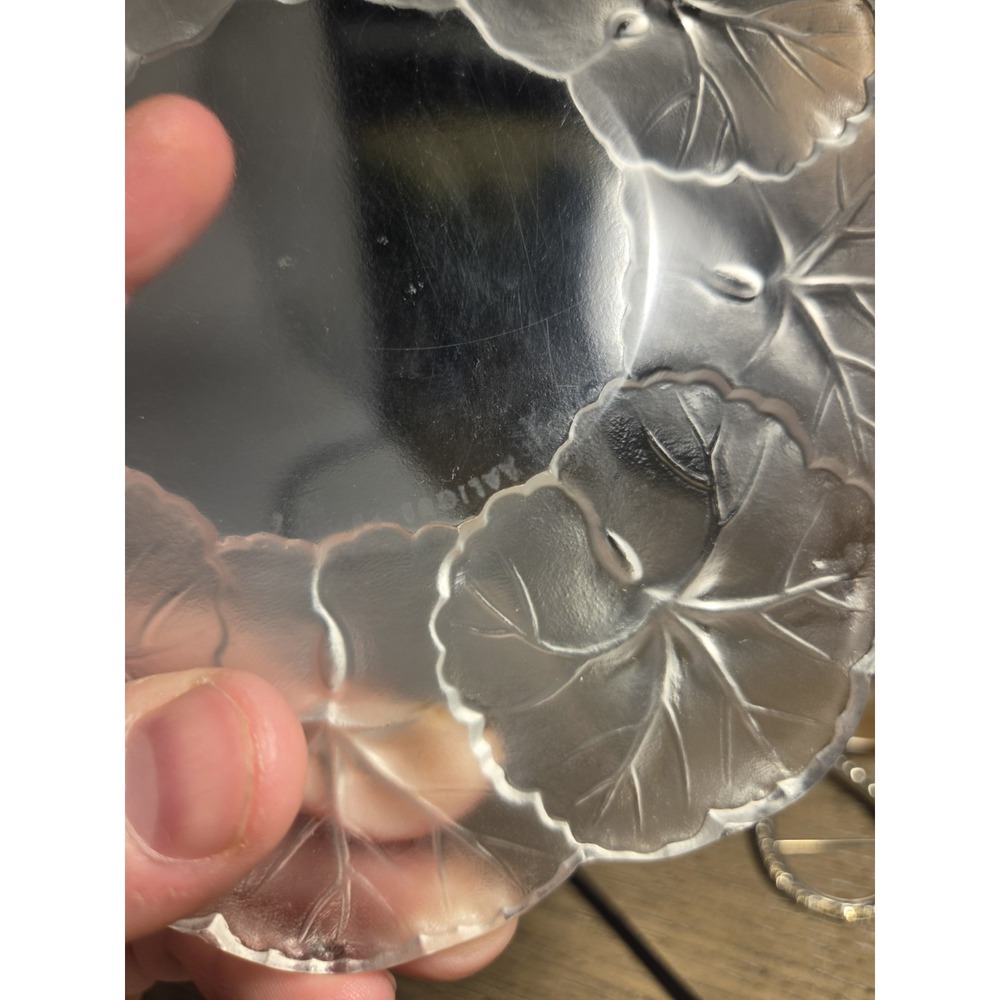 Lalique france on the bottom Honfleur Deep Saucer With Geranium Design - Picture 4 of 8